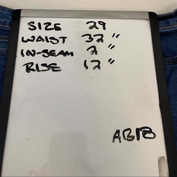 Forever 21 Women’s Blue Jean Shorts 29 - Picture 4 of 4